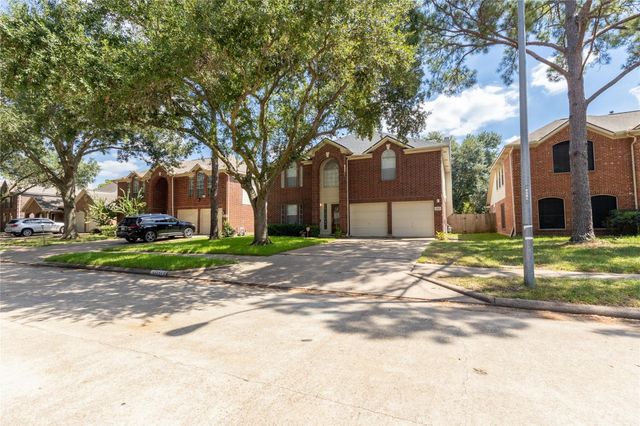 2143 Autumn Fern Dr — Highland Trails