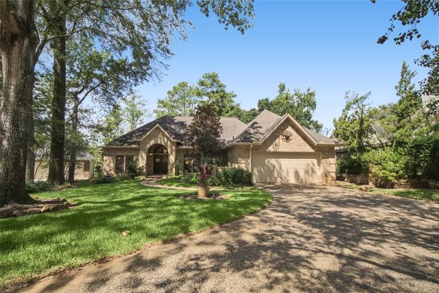 112 Inverness Dr — April Sound 07