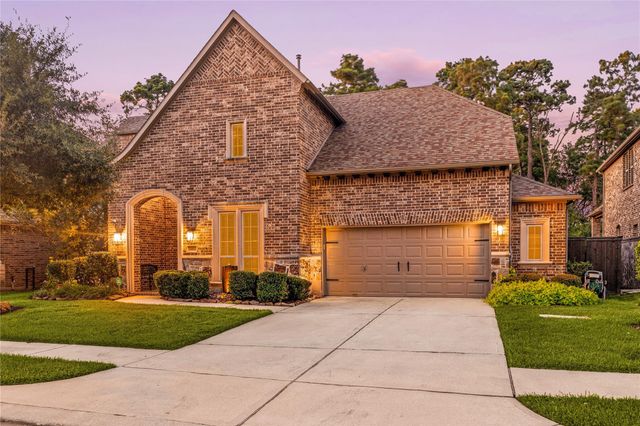 13811 Lake Conner Ln — Waters Edge