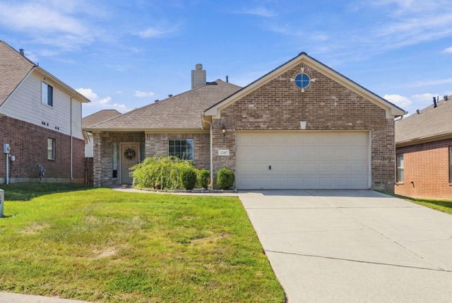 2207 Tarrytown Crossing Dr — Teas Lakes 04