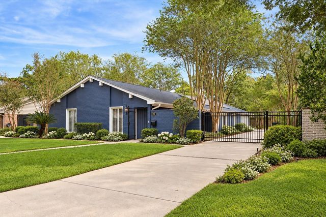 10323 Green Tree Rd — Briargrove Park