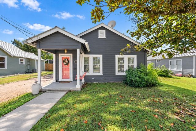 605 N Robinson Ave — OUT/KERR COUNTY