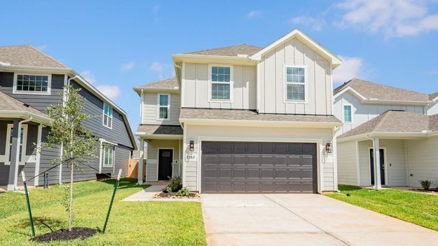 2352 Nooksack Dr — Rivers Edge