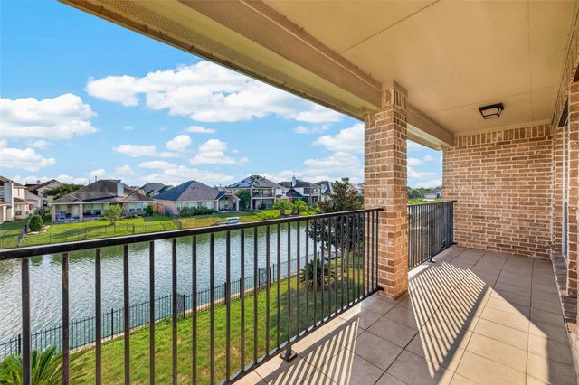 18103 Blues Point Dr — Sydney Harbour Sec 03