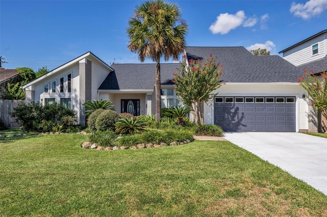 107 Shirleen Dr — El Cary Estates