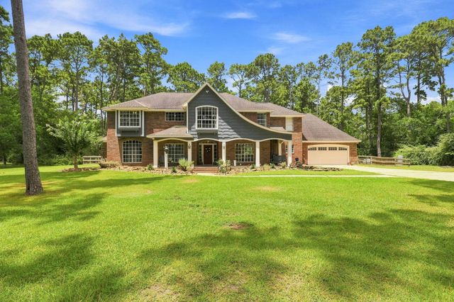 7210 Pine Dr — Whispering Pines