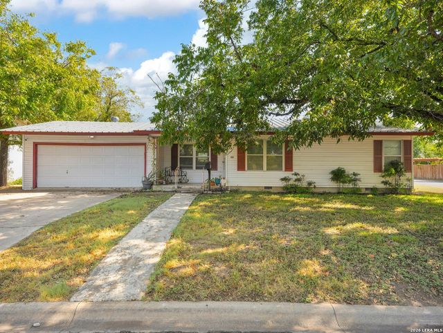 406 Bluebonnet Dr — OUT/KERR COUNTY