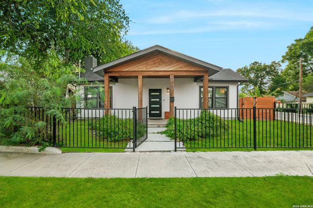 1006 S Pine Street — DENVER HEIGHTS