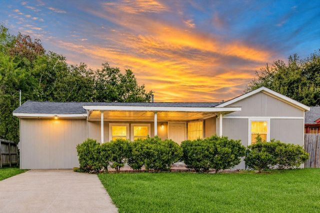 907 Whitaker Ave — Breezy Side