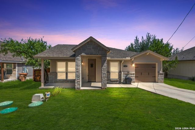 1101 CEDAR BND — Scenic Terrace