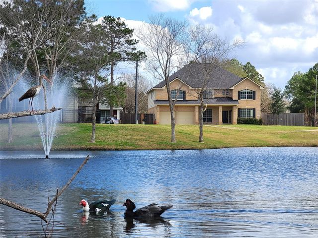 6002 N Fawnlake Dr — Fawnlake Sec 1