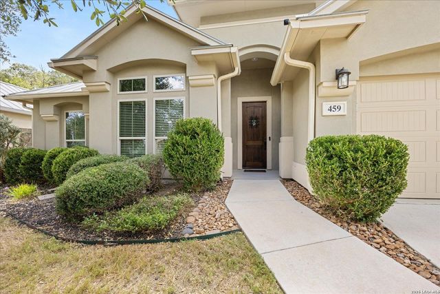 459 Knoll Springs — Menger Springs Garden Unit
