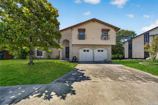 6230 LITTLE FAWN ST — THUNDERBIRD HILLS