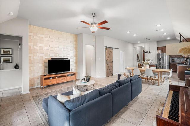 2109 Hickory Valley Ct — Avalon Terrace Sec 6 A0505 H