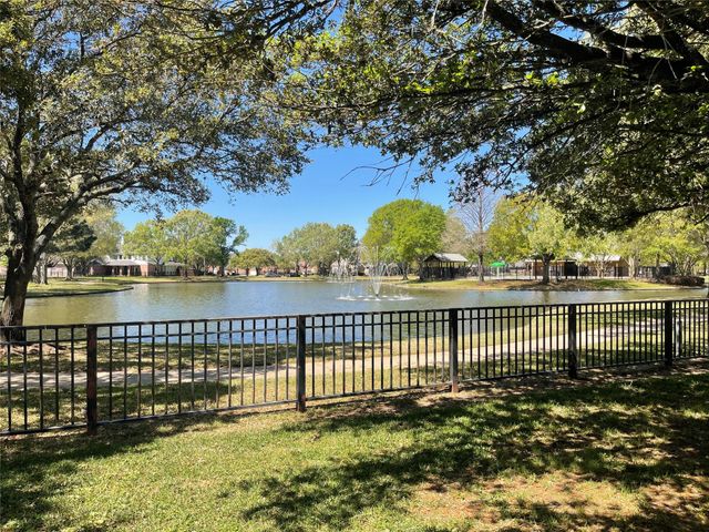 12711 Wildwood Bend Ln — Blackhorse Ranch