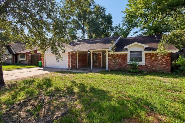 2034 Lake Creek Dr — Woodland Hills Village Sec 03
