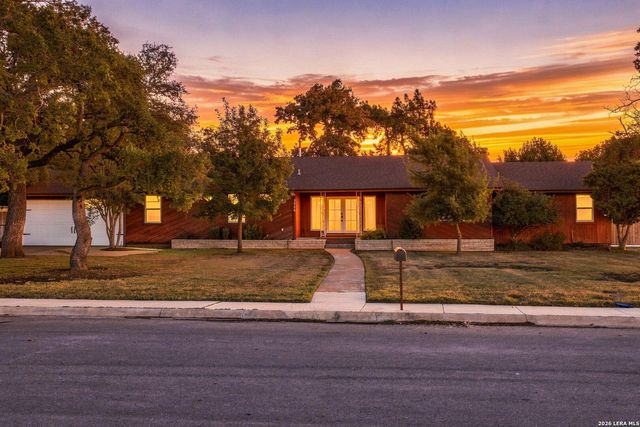 1106 W MAIN ST — N/A