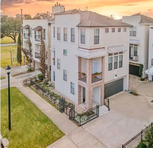 3610 Chenevert St — Sanaz T/H