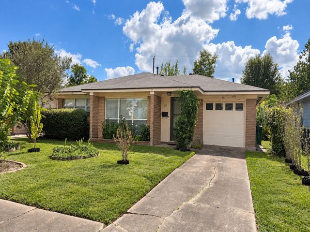 622 Eastlake St — Freeway Manor Sec 07